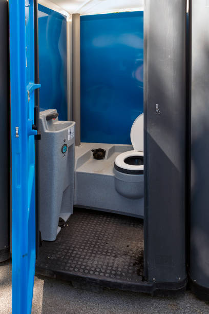 Best Portable toilet rental cost  in Appleton, WI